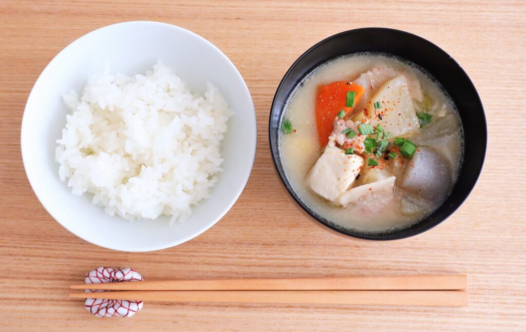 目からうろこ！STAUBご飯をオーブンで炊く。オーブンで炊飯するメリットもご紹介。