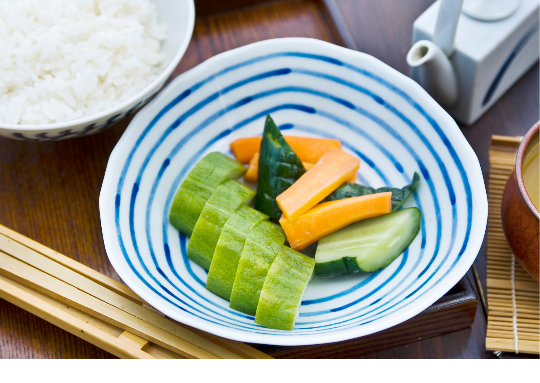 お塩で漬物の余分な水分を抜いてぱりっとした食感に